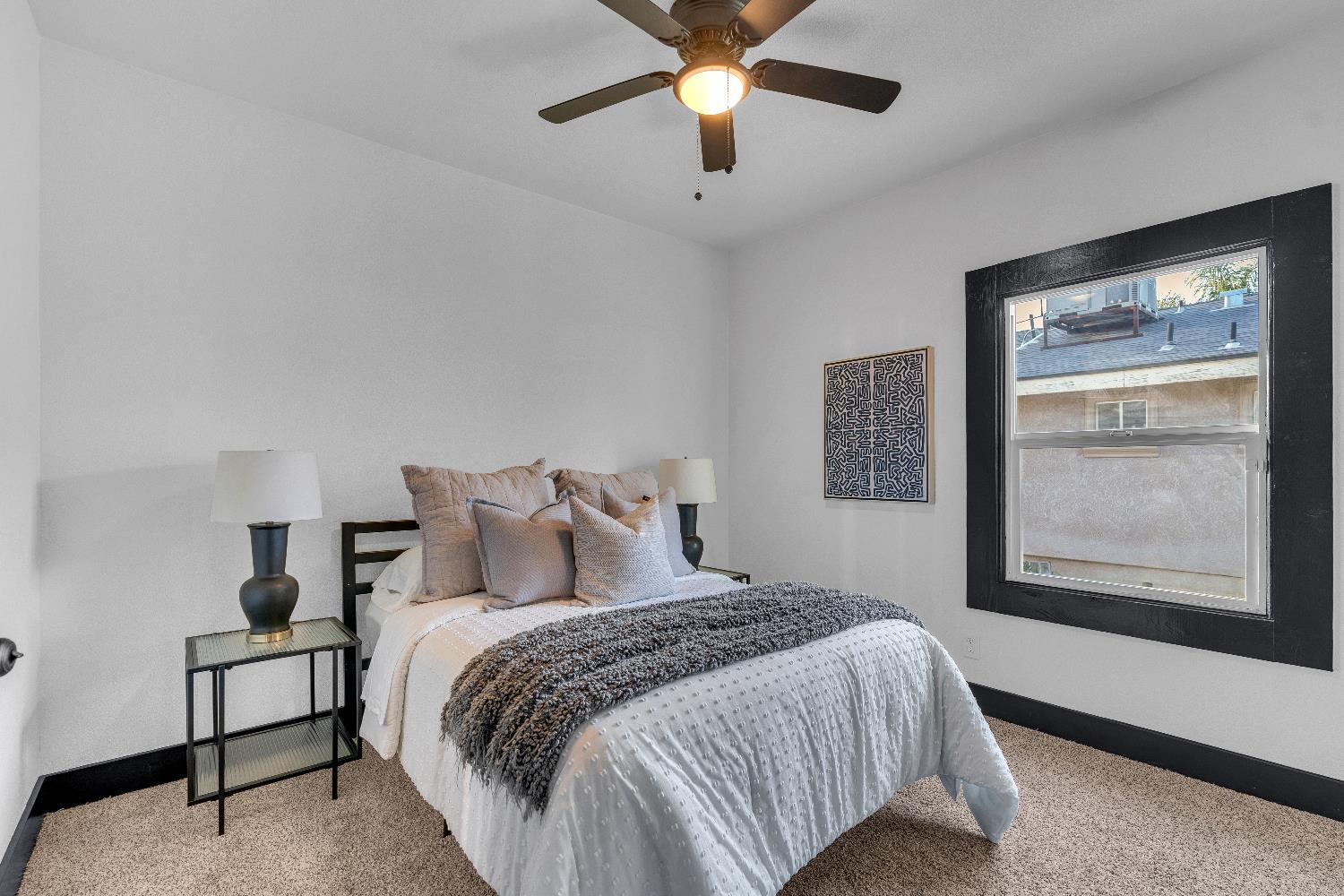 13475 Pear St, Caruthers, CA 93609