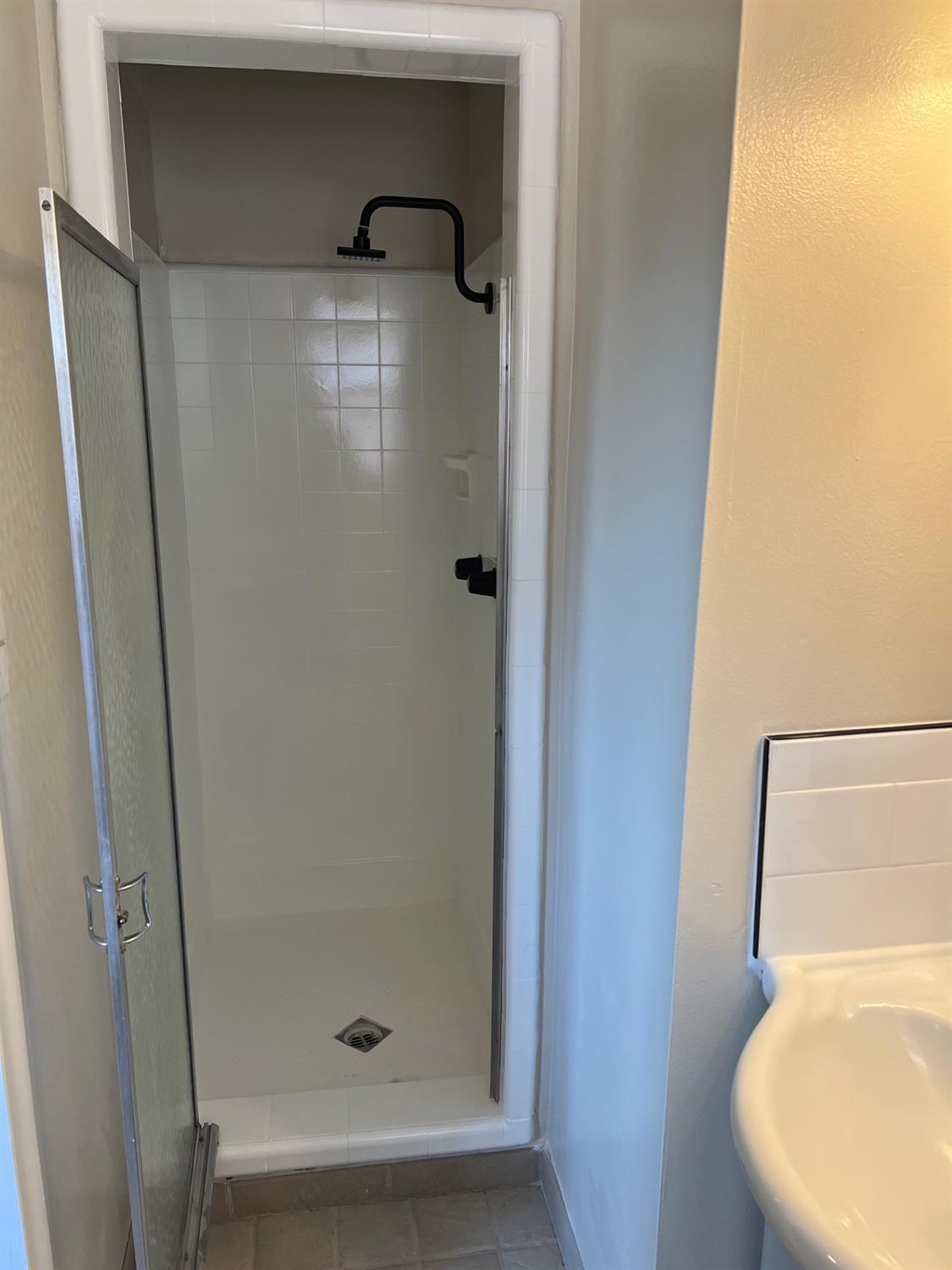 3934 E Sussex Way, Fresno, CA 93726