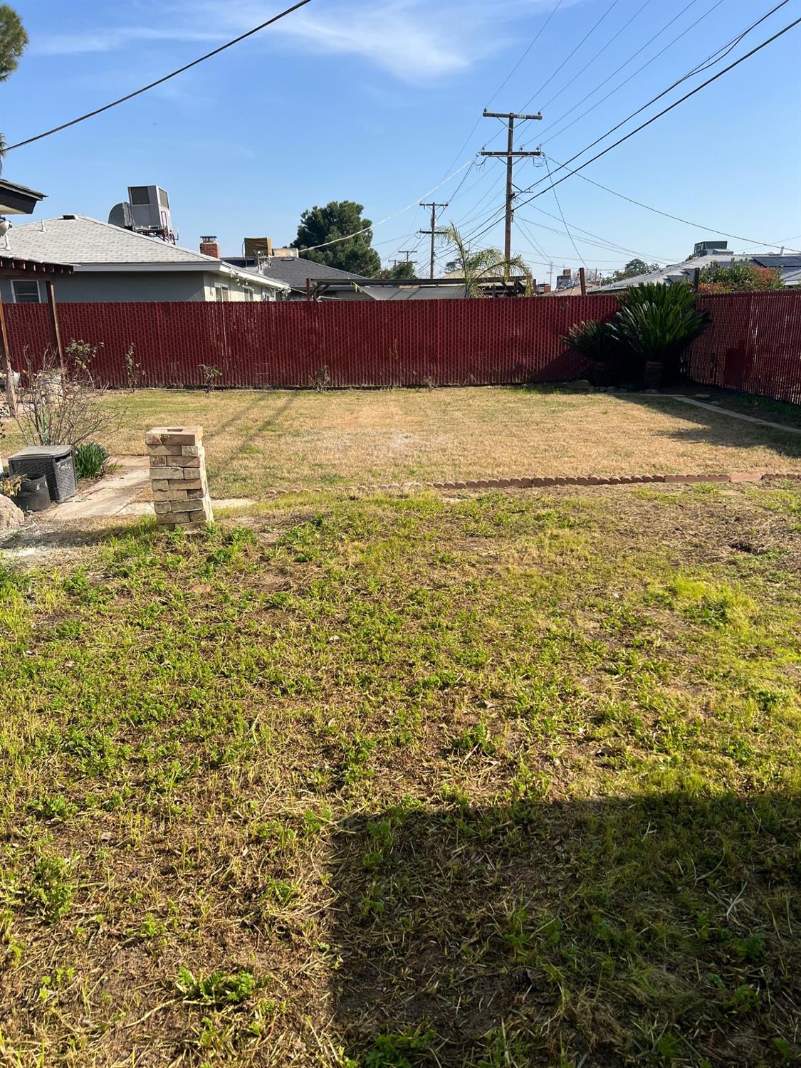 3934 E Sussex Way, Fresno, CA 93726