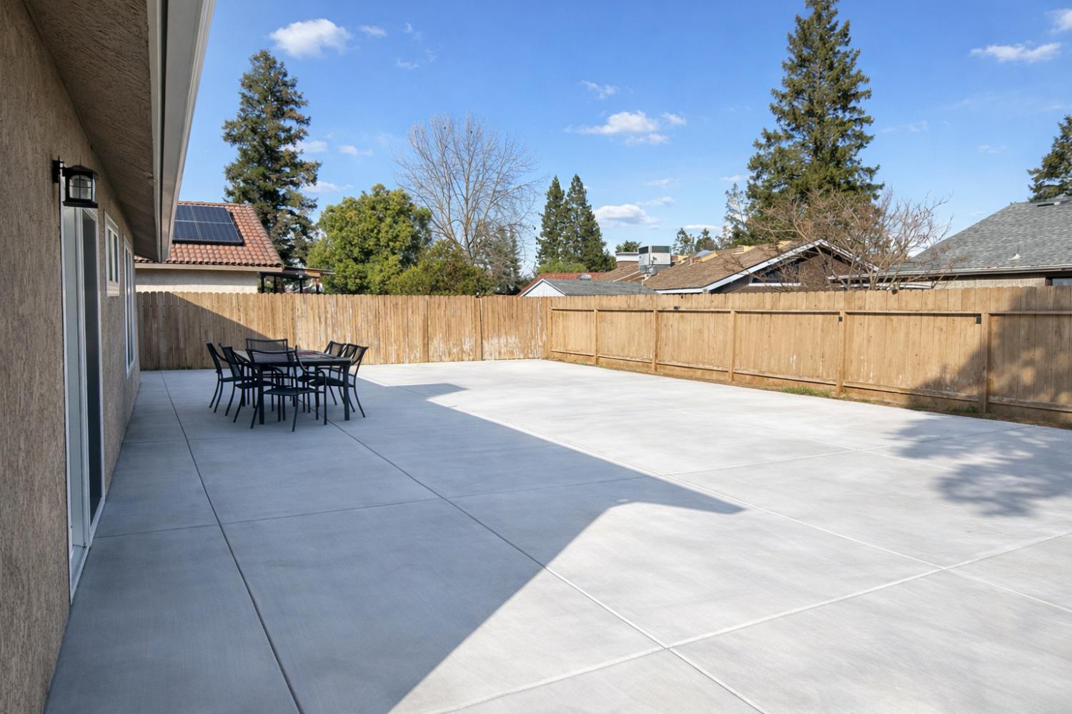 6552 N Blythe Ave, Fresno, CA 93722