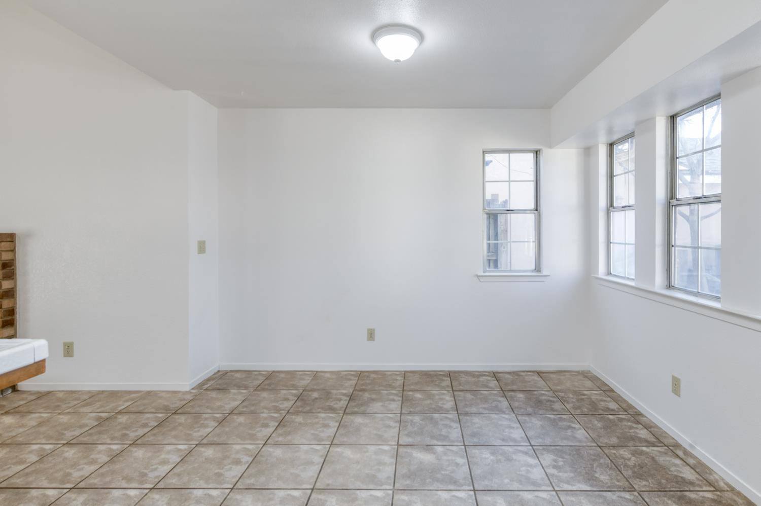 6312 N Delbert Ave, Fresno, CA 93722