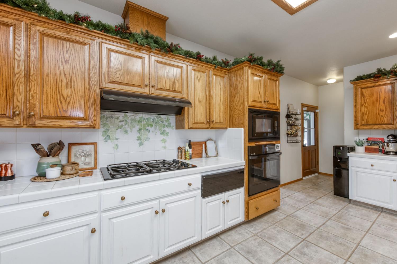 10477 S Henderson Rd, Fresno, CA 93706