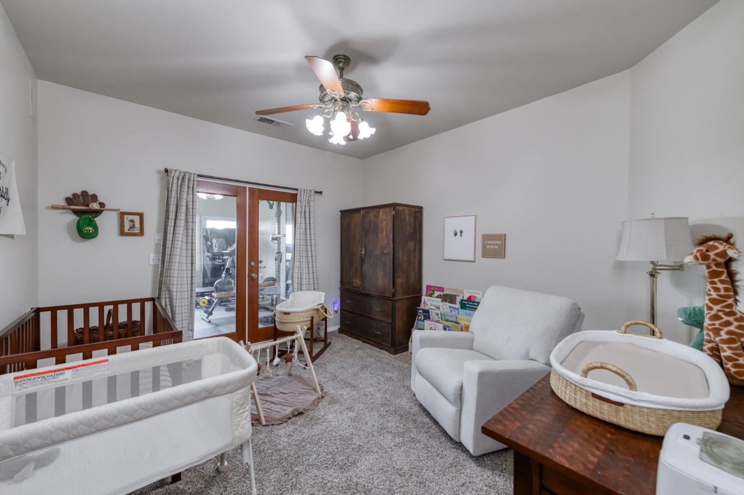 10477 S Henderson Rd, Fresno, CA 93706