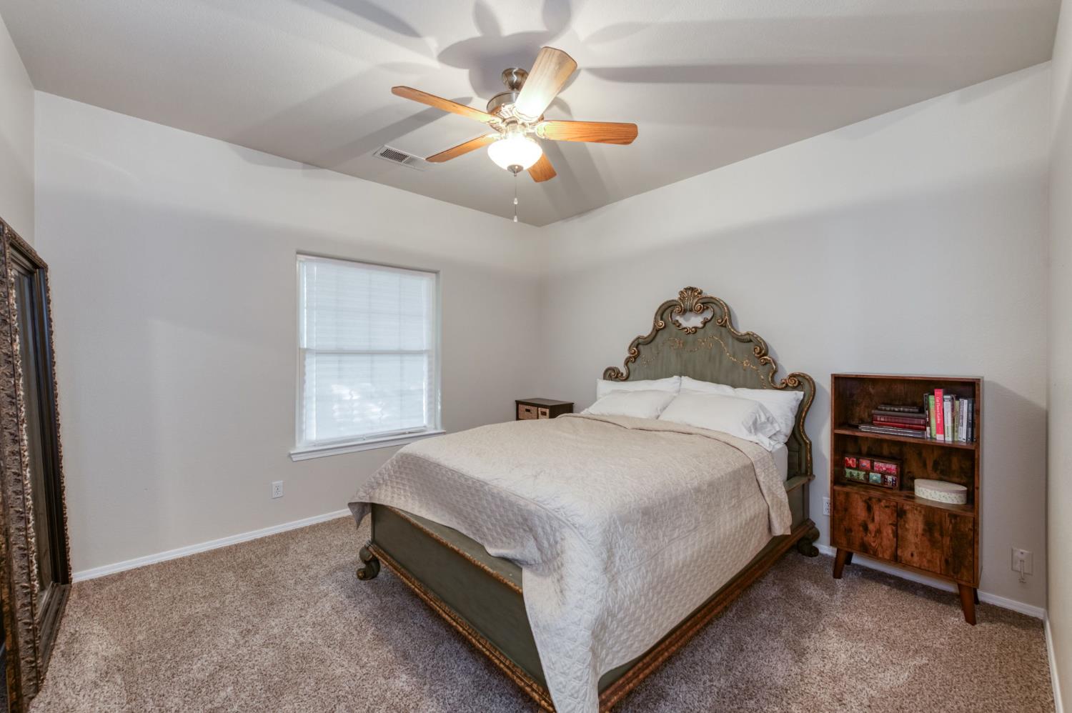 10477 S Henderson Rd, Fresno, CA 93706