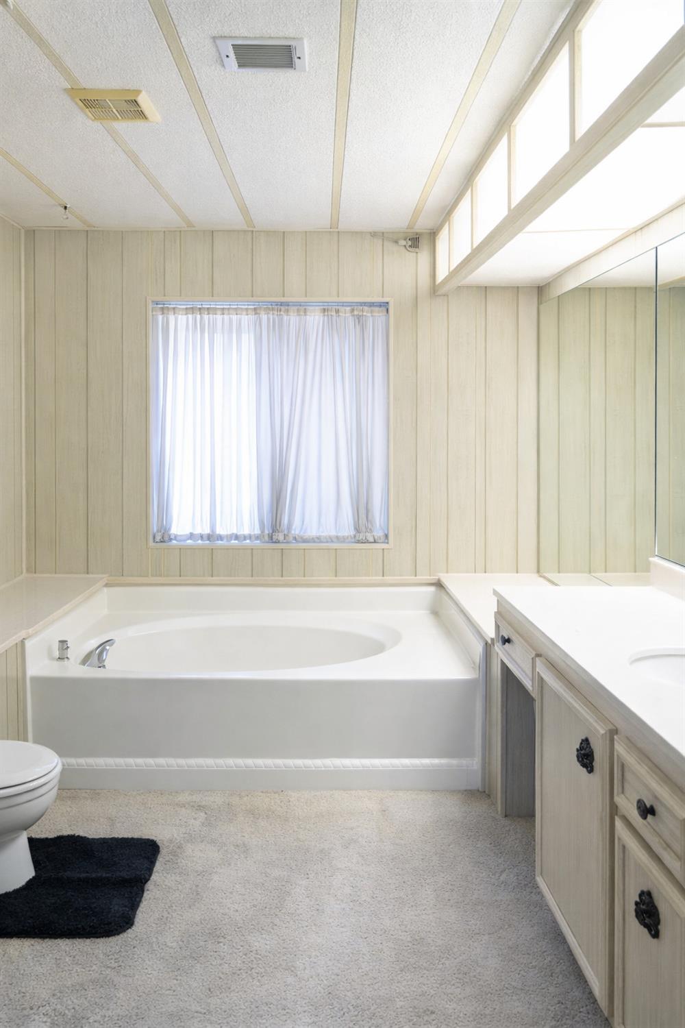 371 Bethel Ave #59, Sanger, CA 93657