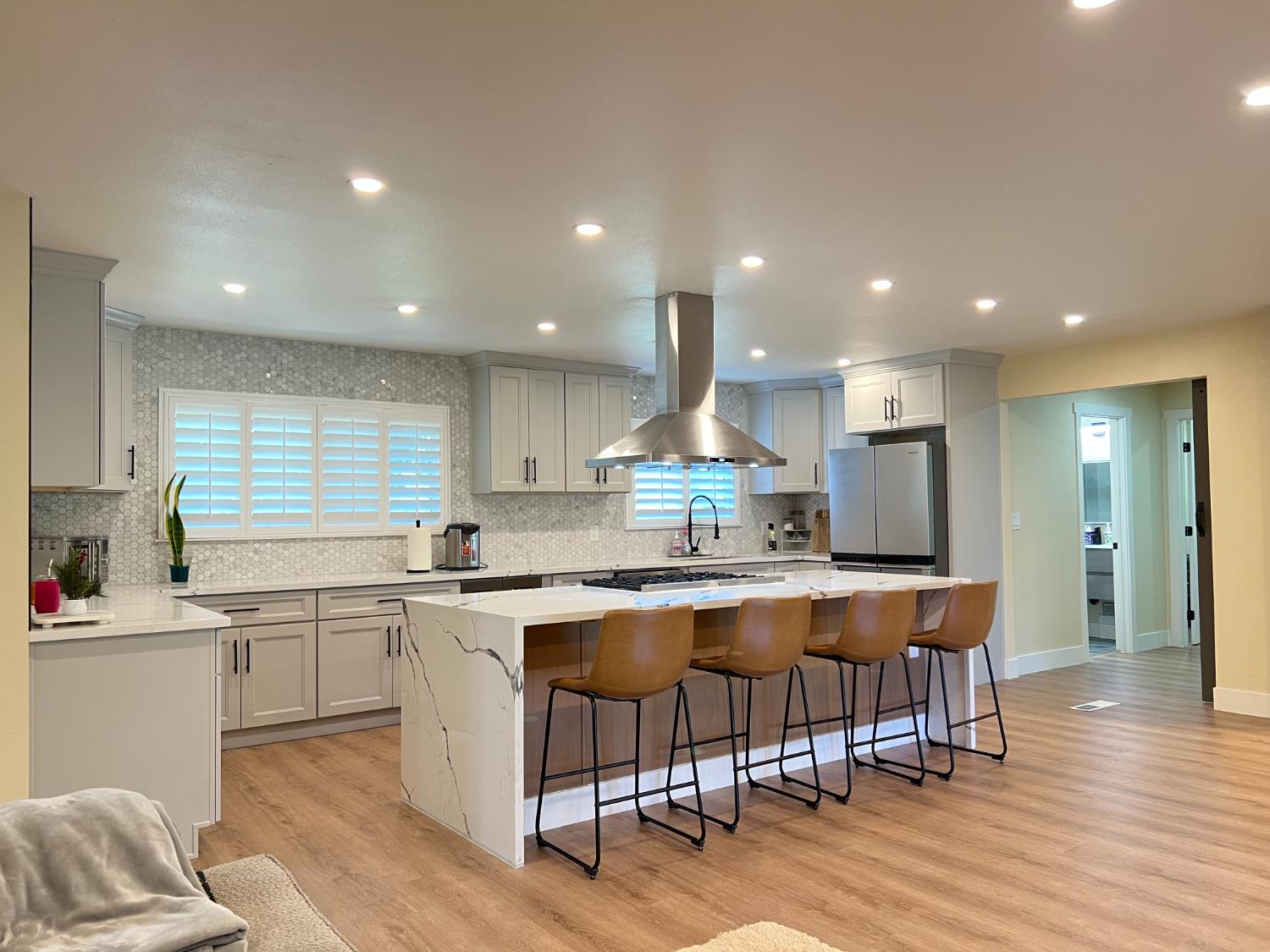 5686 N Briarwood Ave, Fresno, CA 93711