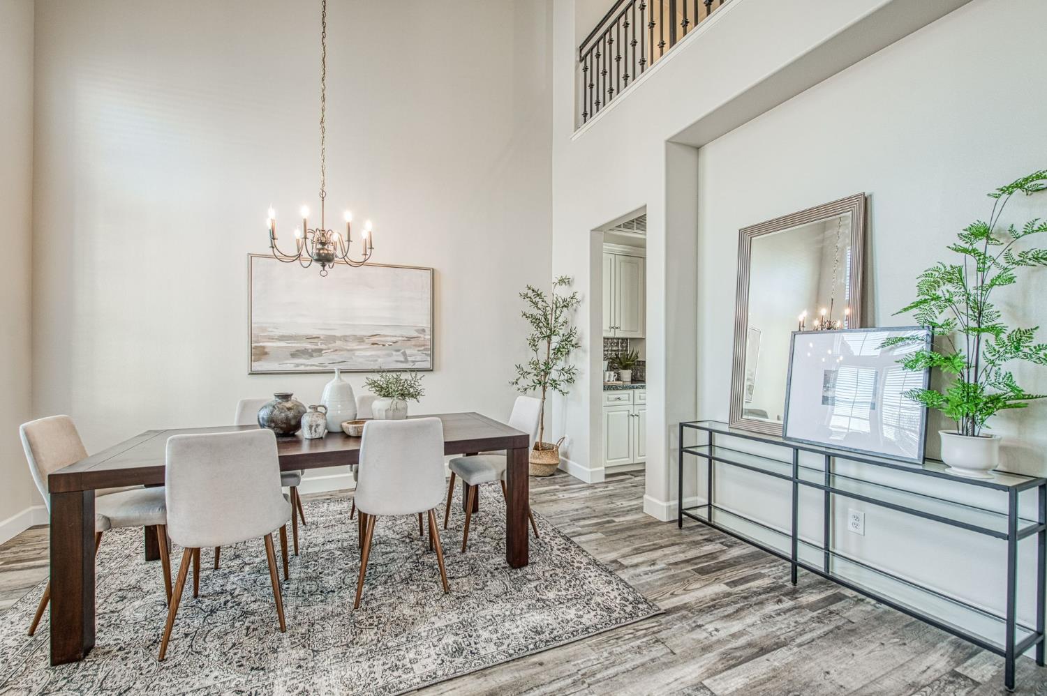 1420 N Dewitt Ave, Clovis, CA 93619