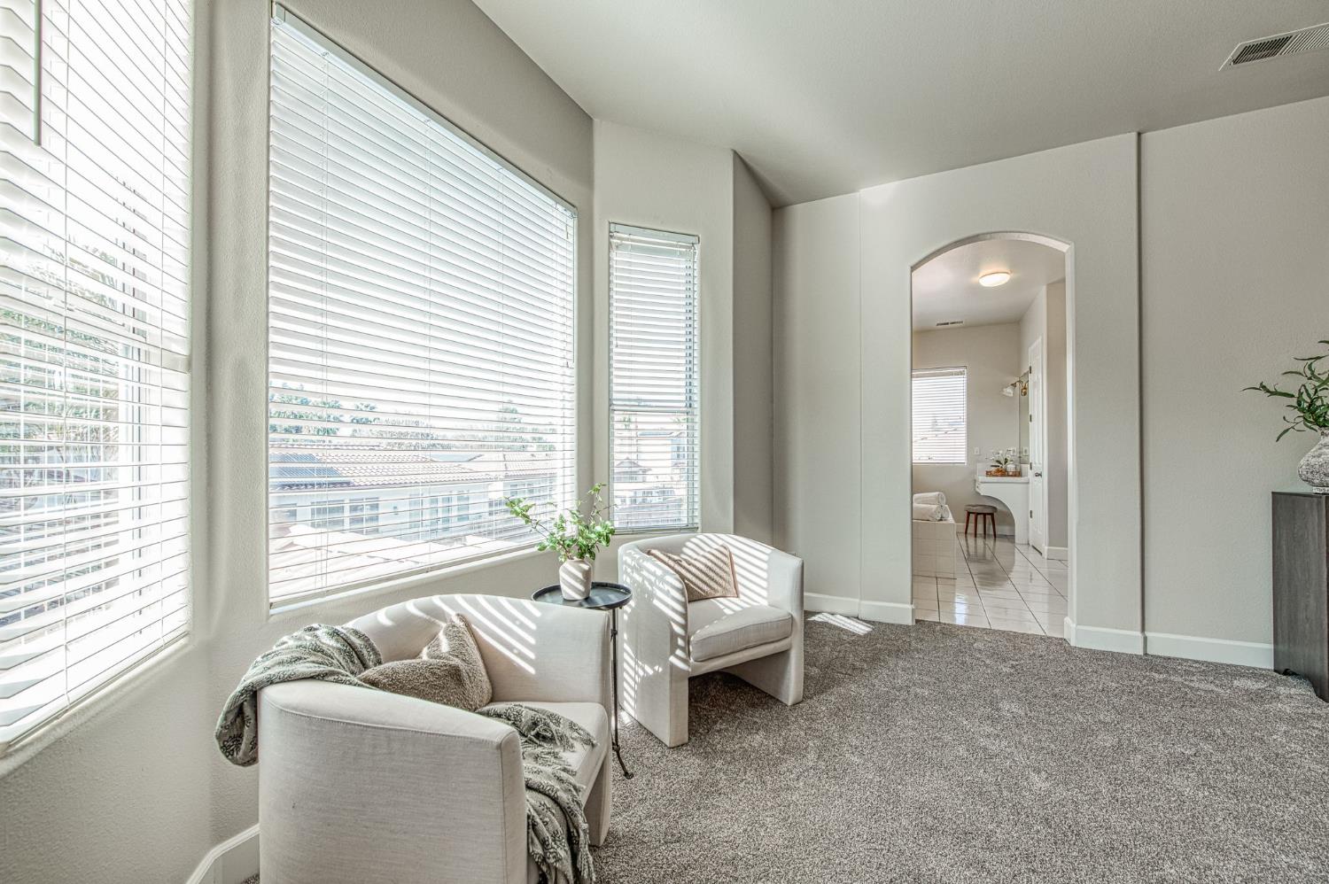 1420 N Dewitt Ave, Clovis, CA 93619