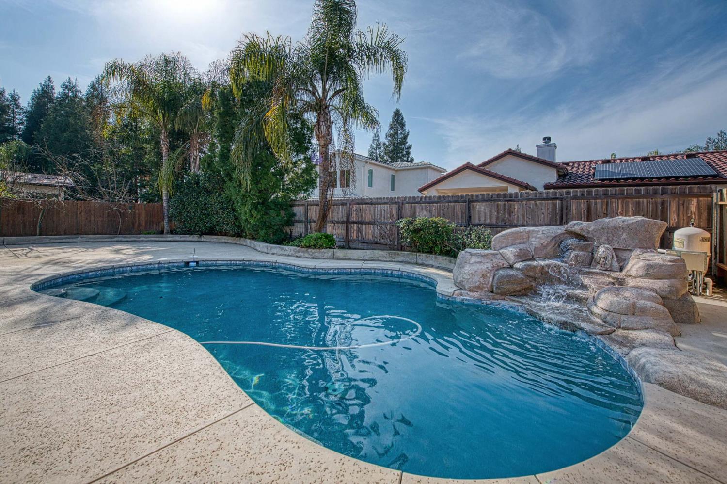 1420 N Dewitt Ave, Clovis, CA 93619