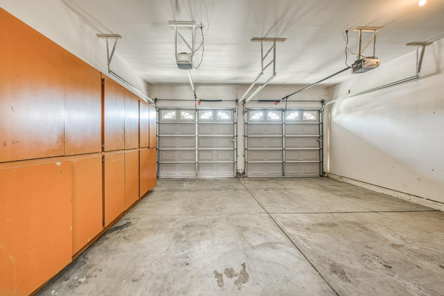 1420 N Dewitt Ave, Clovis, CA 93619