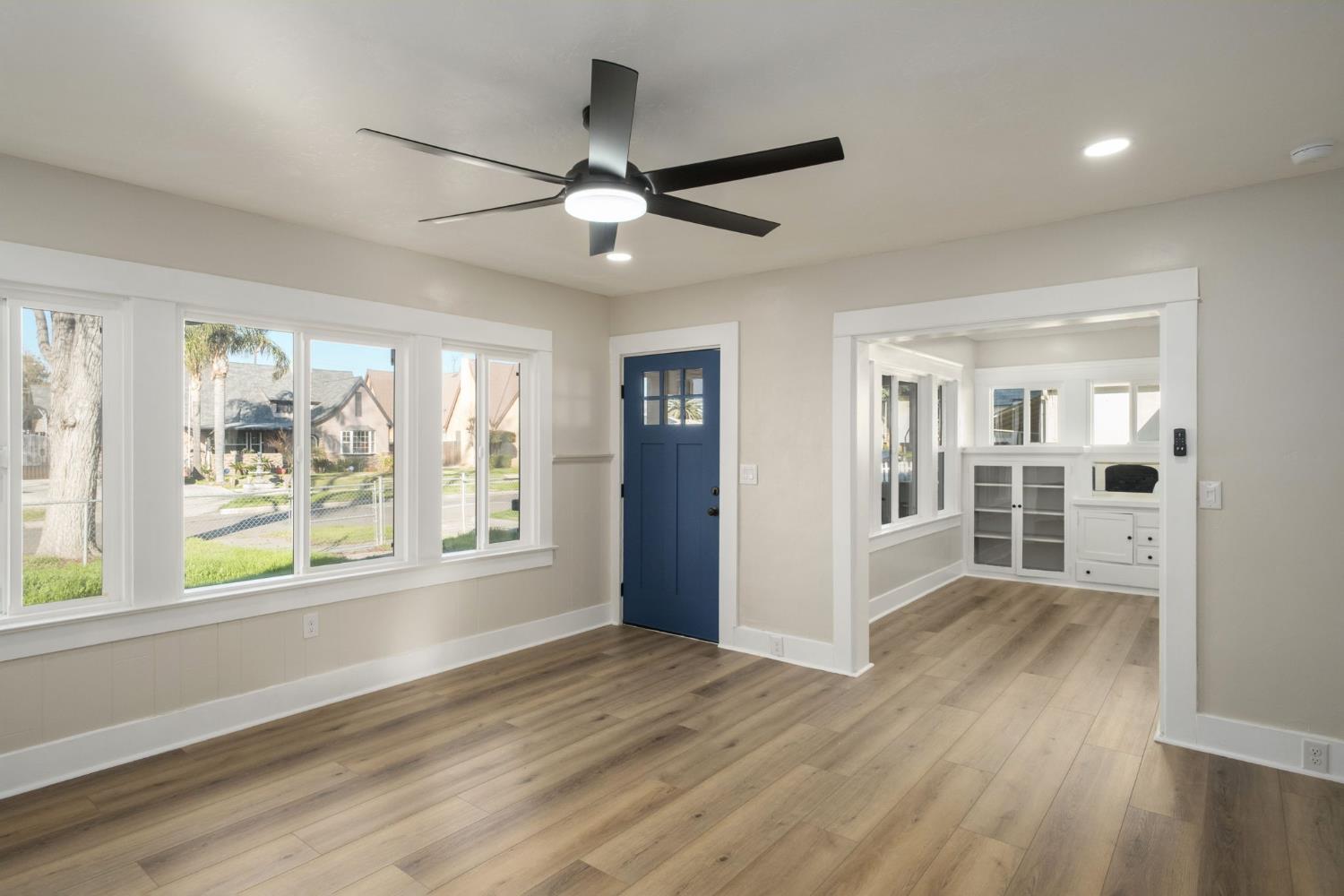 4444 E Iowa Ave, Fresno, CA 93702