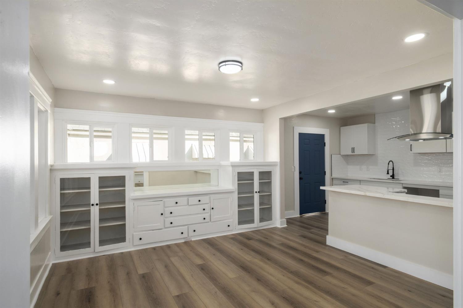 4444 E Iowa Ave, Fresno, CA 93702