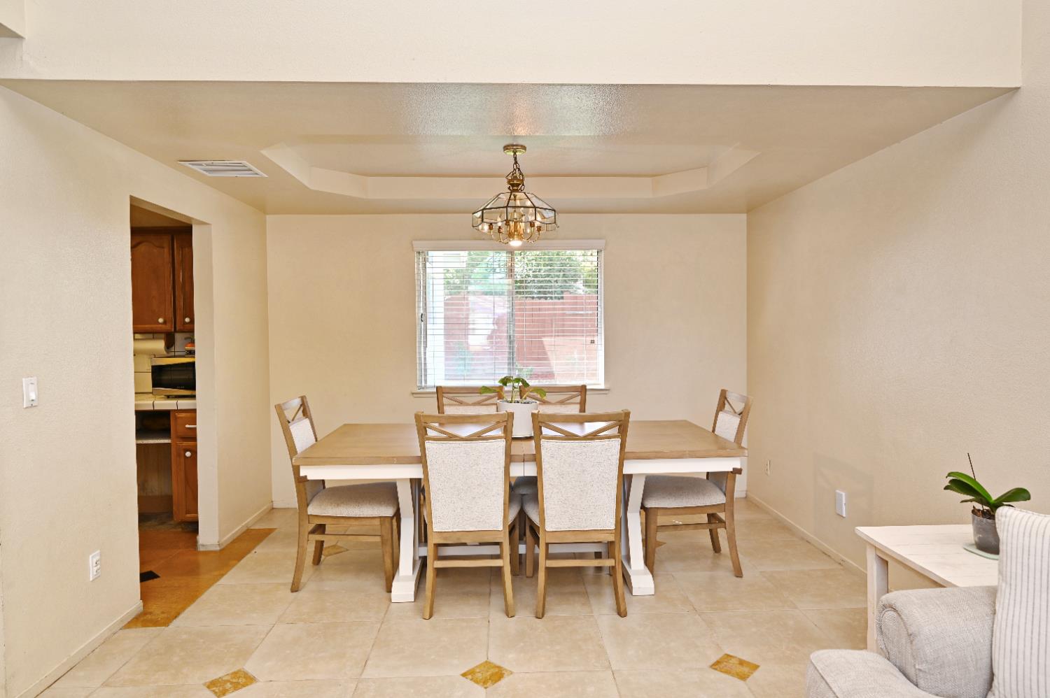 3449 W Wrenwood Ave, Fresno, CA 93711