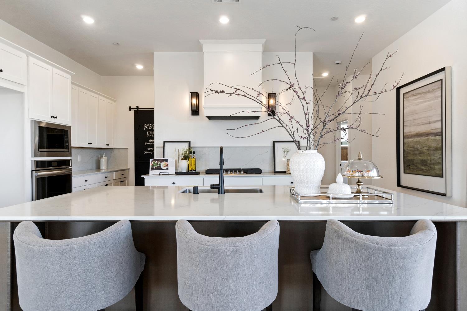 2283 N Argyle Ave, Clovis, CA 93619