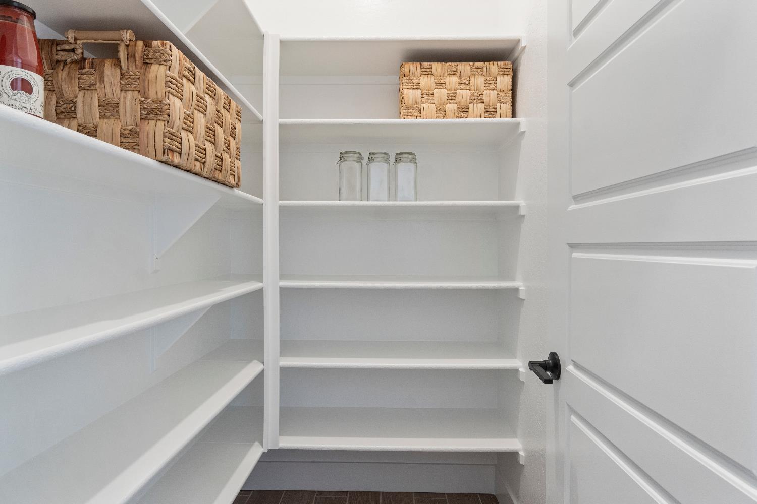 2283 N Argyle Ave, Clovis, CA 93619