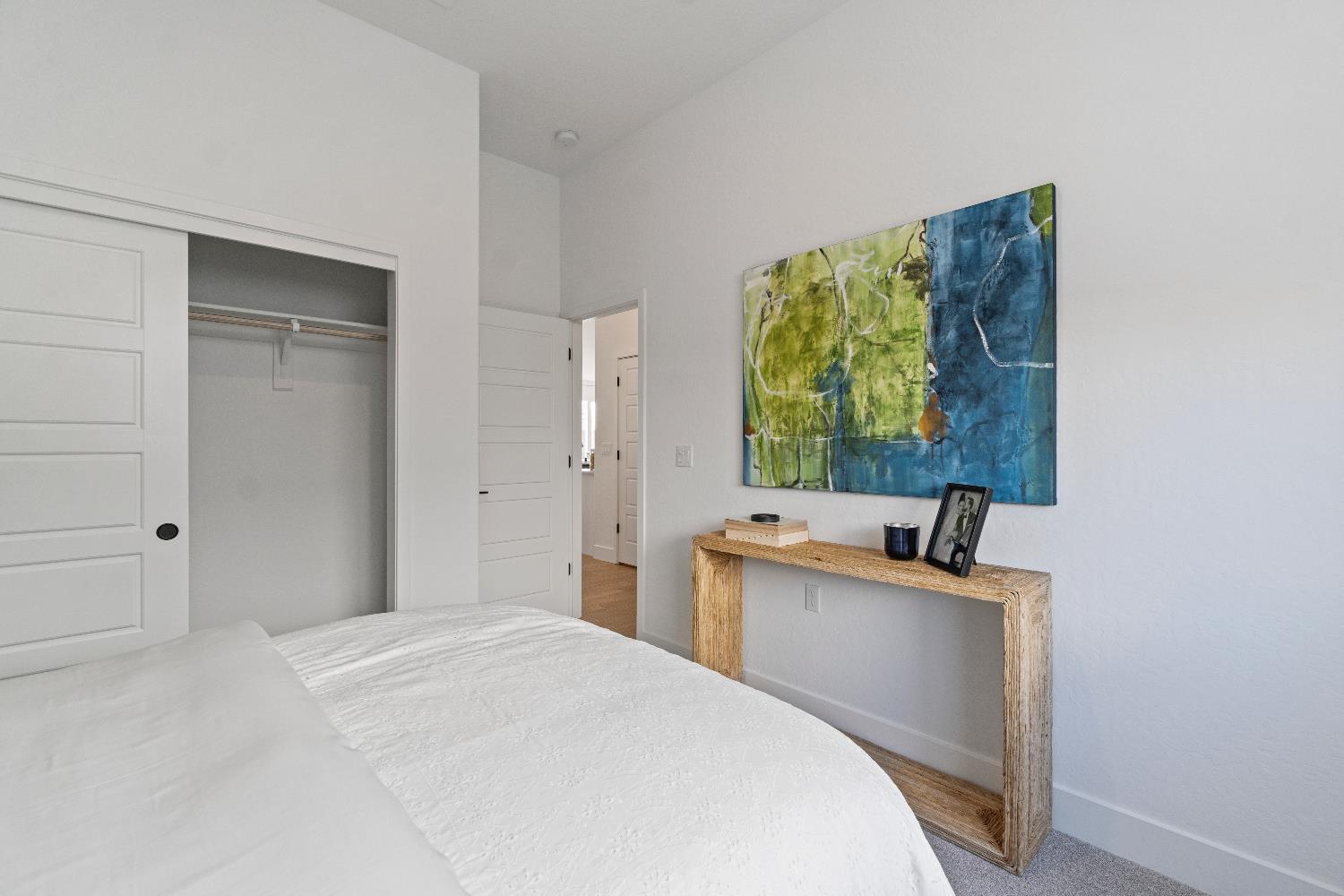 2283 N Argyle Ave, Clovis, CA 93619