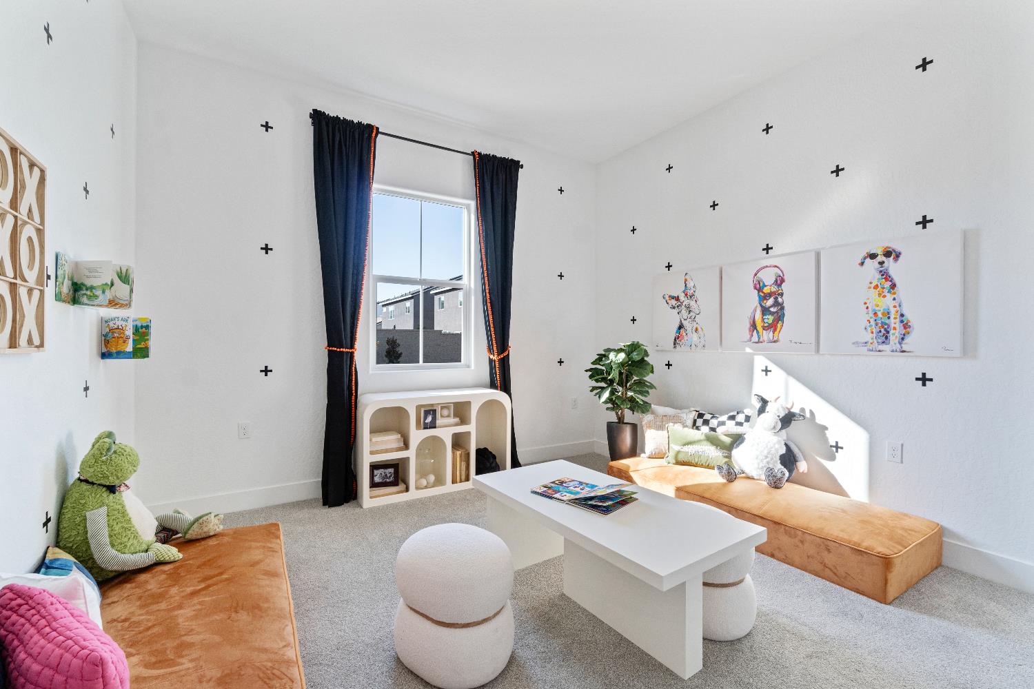 2283 N Argyle Ave, Clovis, CA 93619