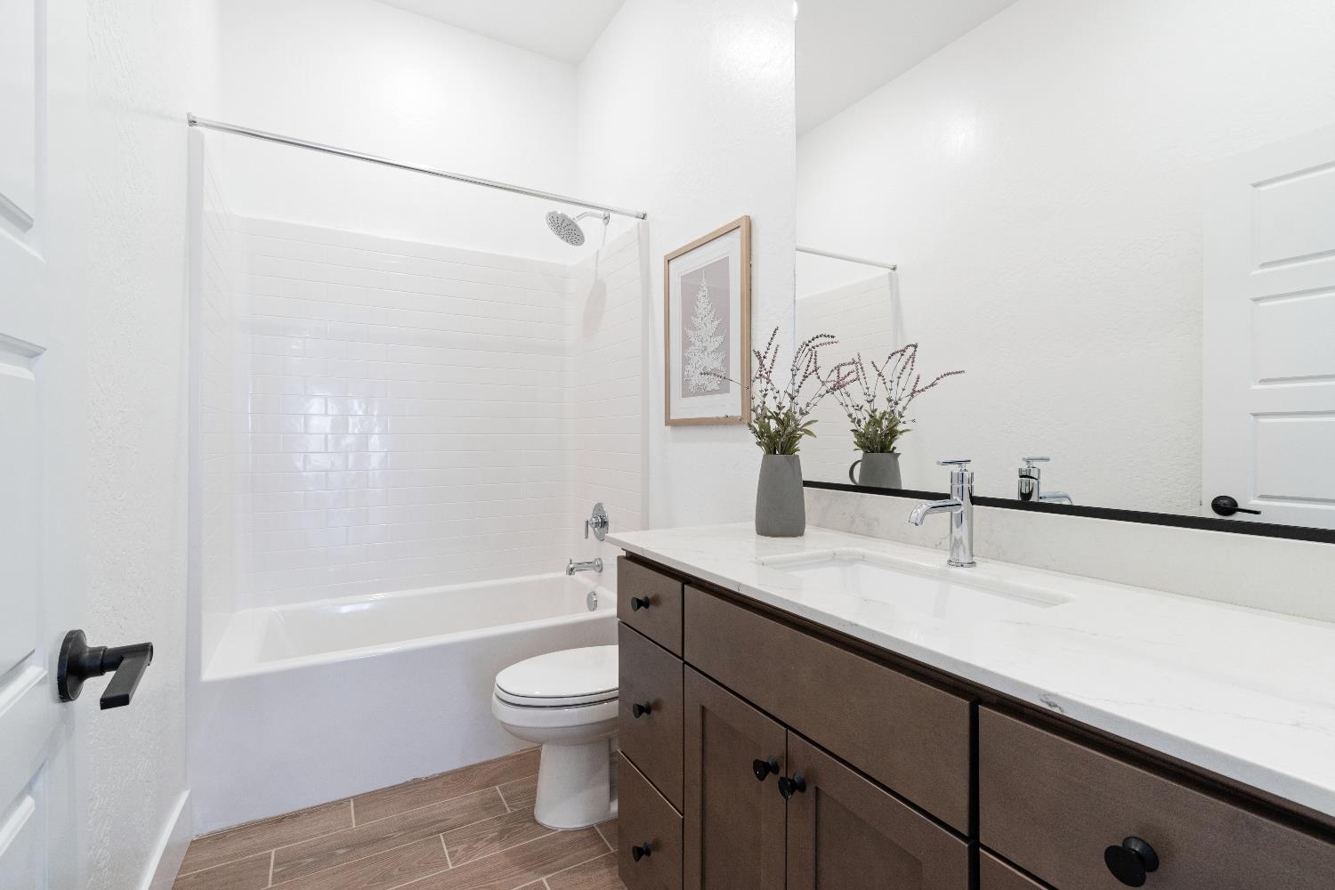 2283 N Argyle Ave, Clovis, CA 93619