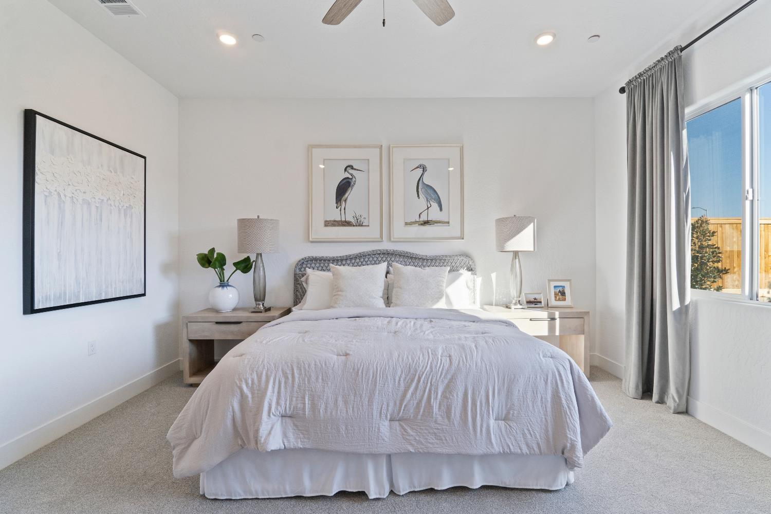 2283 N Argyle Ave, Clovis, CA 93619