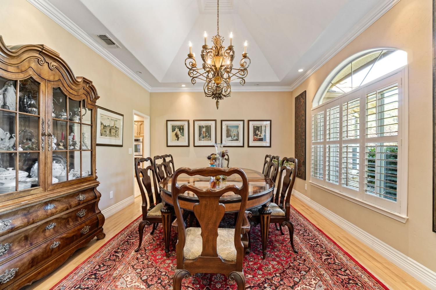 10595 E San Felipe Ave, Clovis, CA 93619