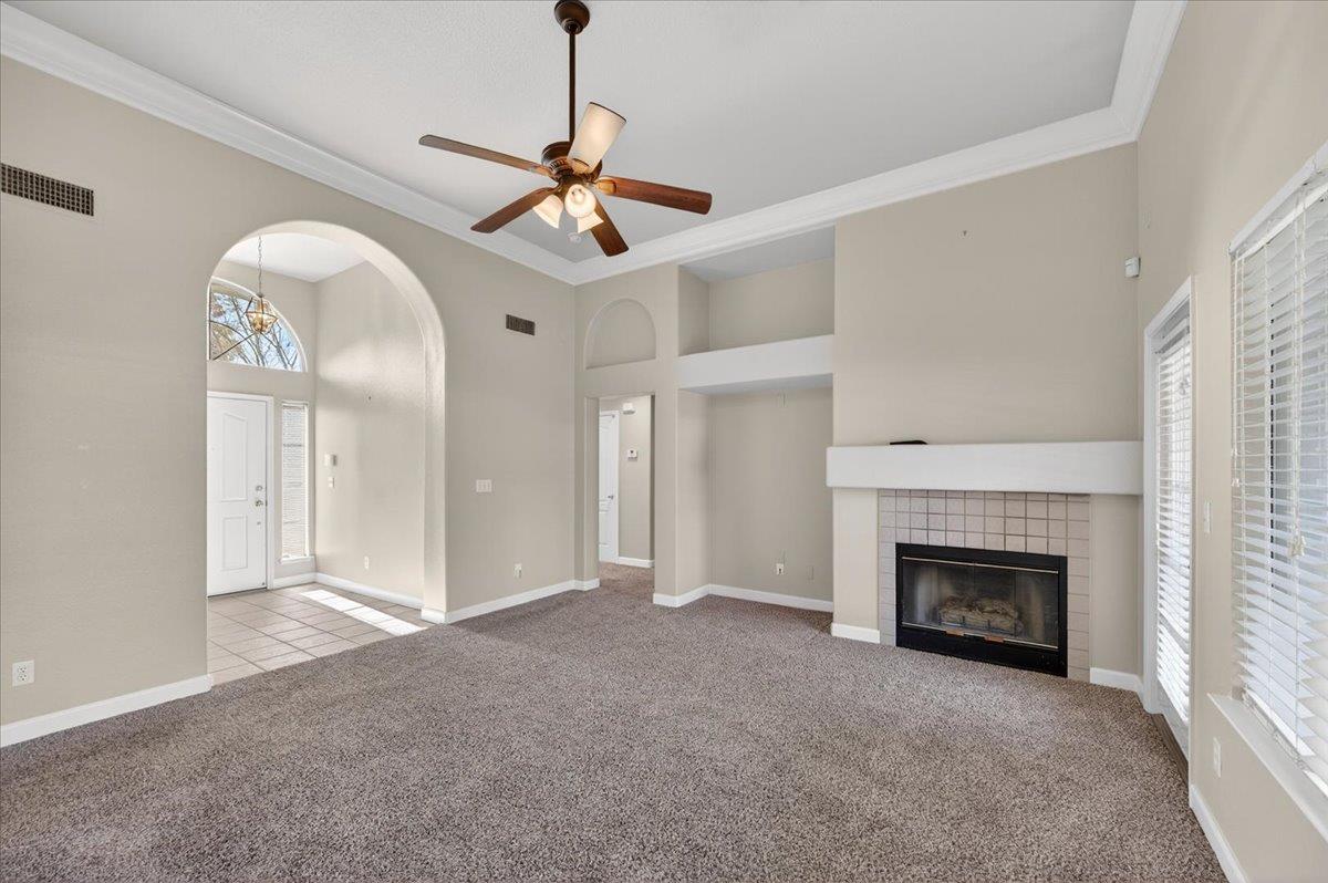 5950 W Chennault Ave, Fresno, CA 93722