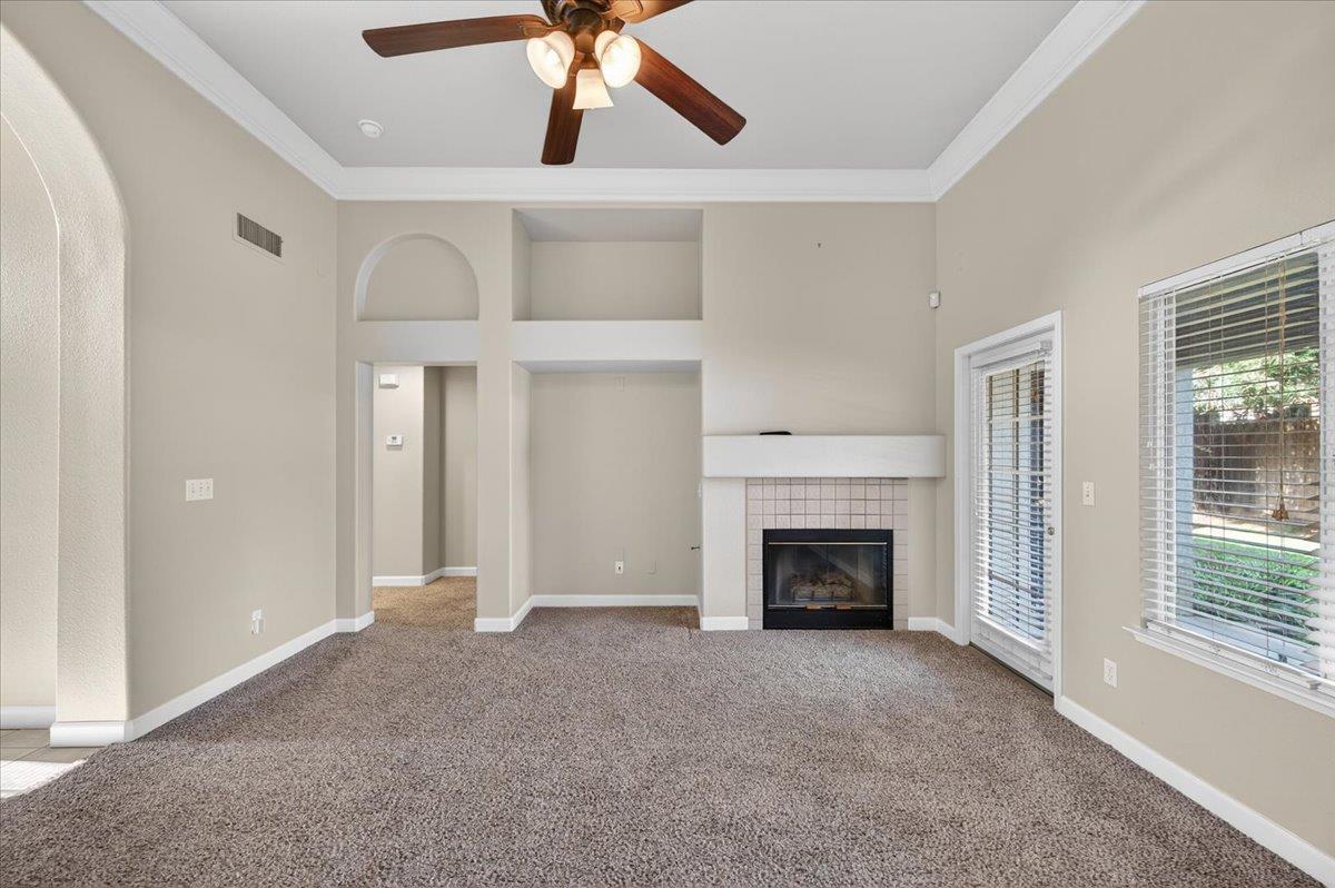 5950 W Chennault Ave, Fresno, CA 93722