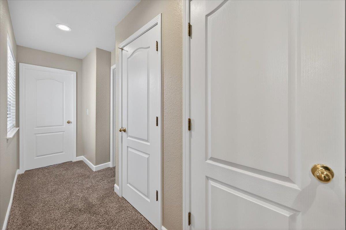 5950 W Chennault Ave, Fresno, CA 93722