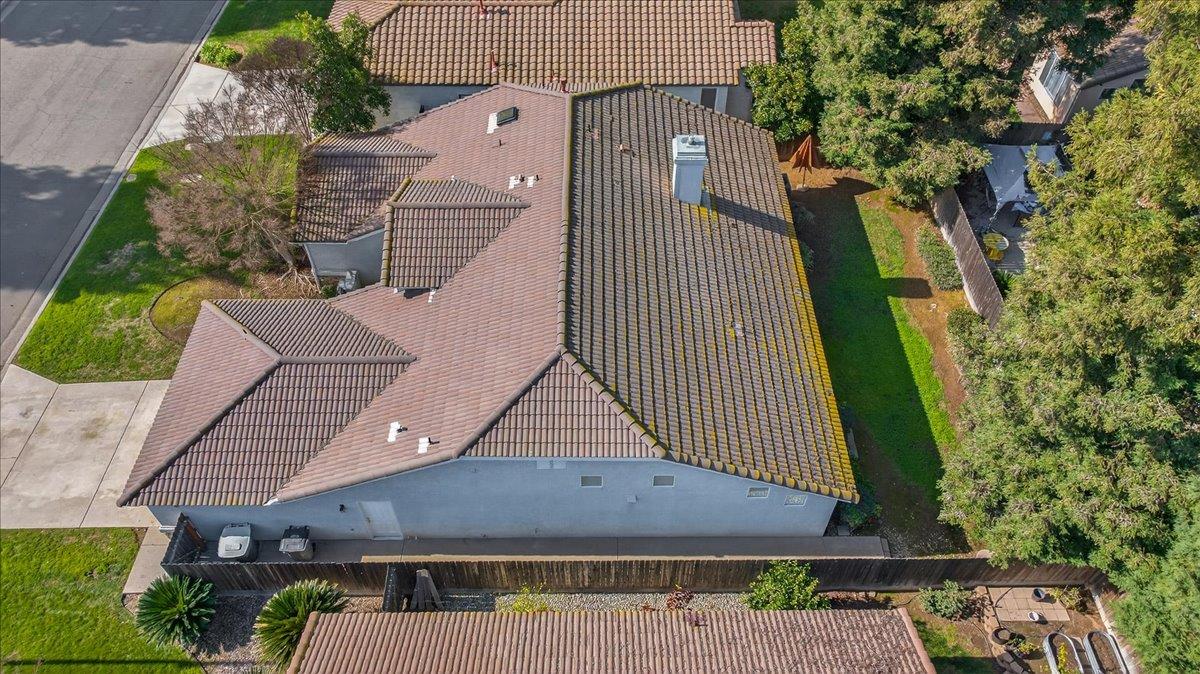 5950 W Chennault Ave, Fresno, CA 93722