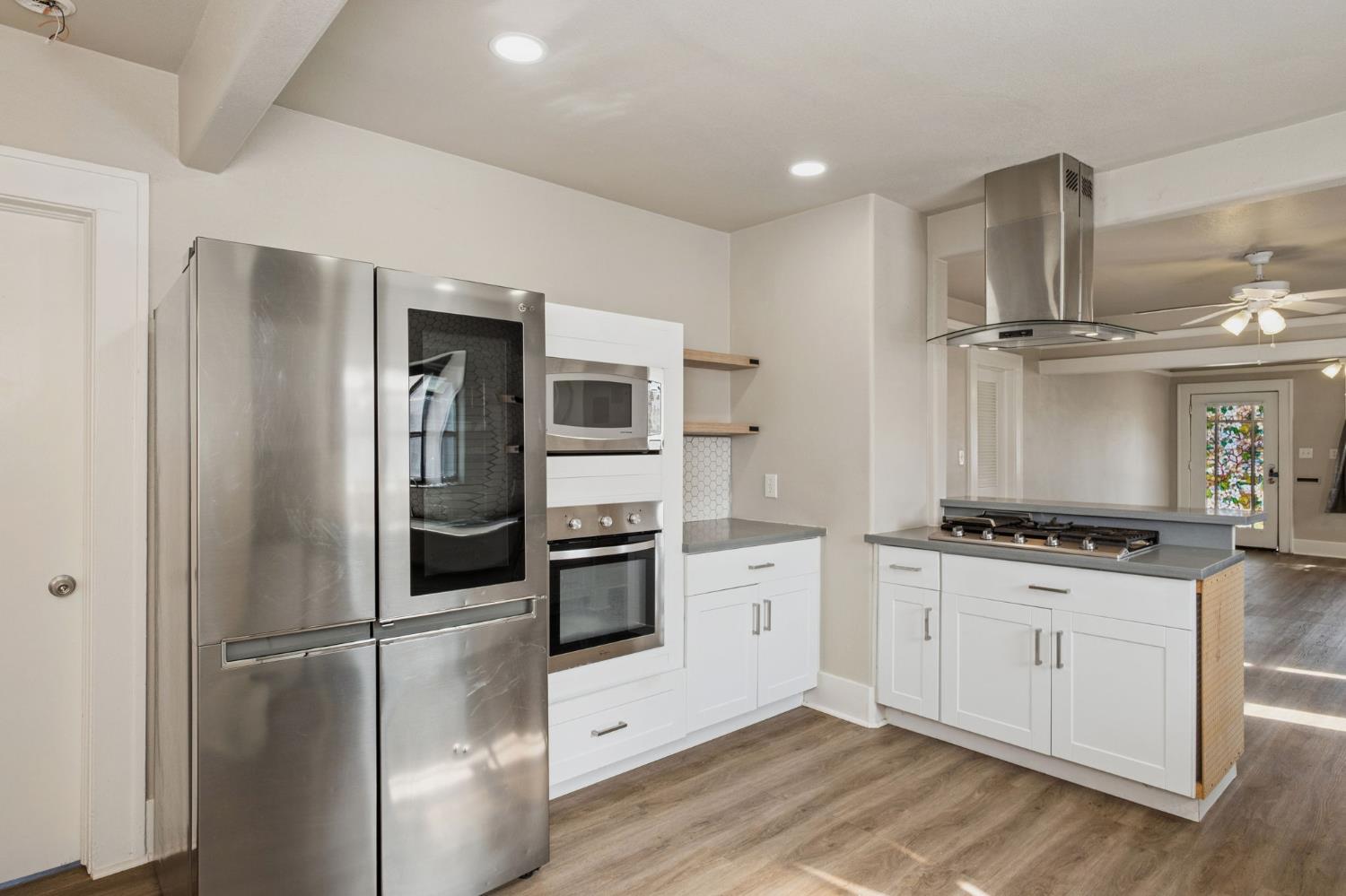 1619 N Arthur Ave, Fresno, CA 93705