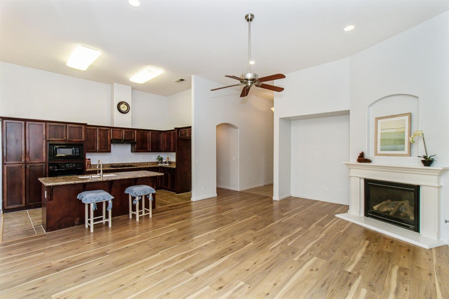 457 Everglade, Clovis, CA 93619