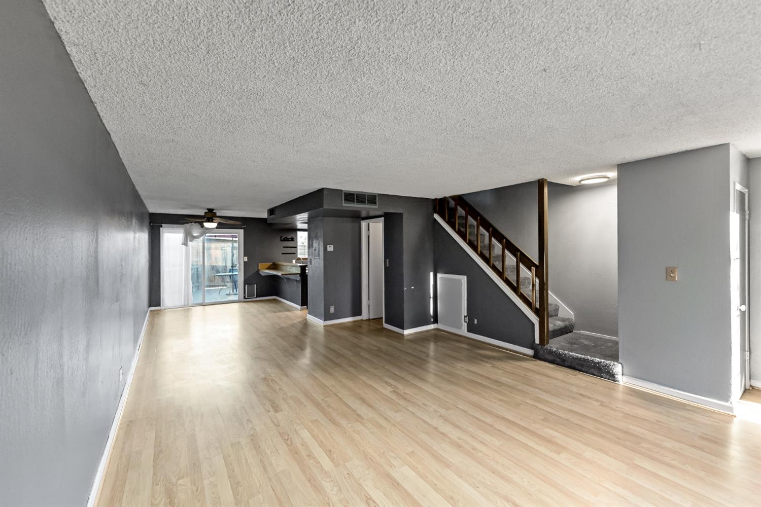 5188 E Ashlan Ave #128, Fresno, CA 93727