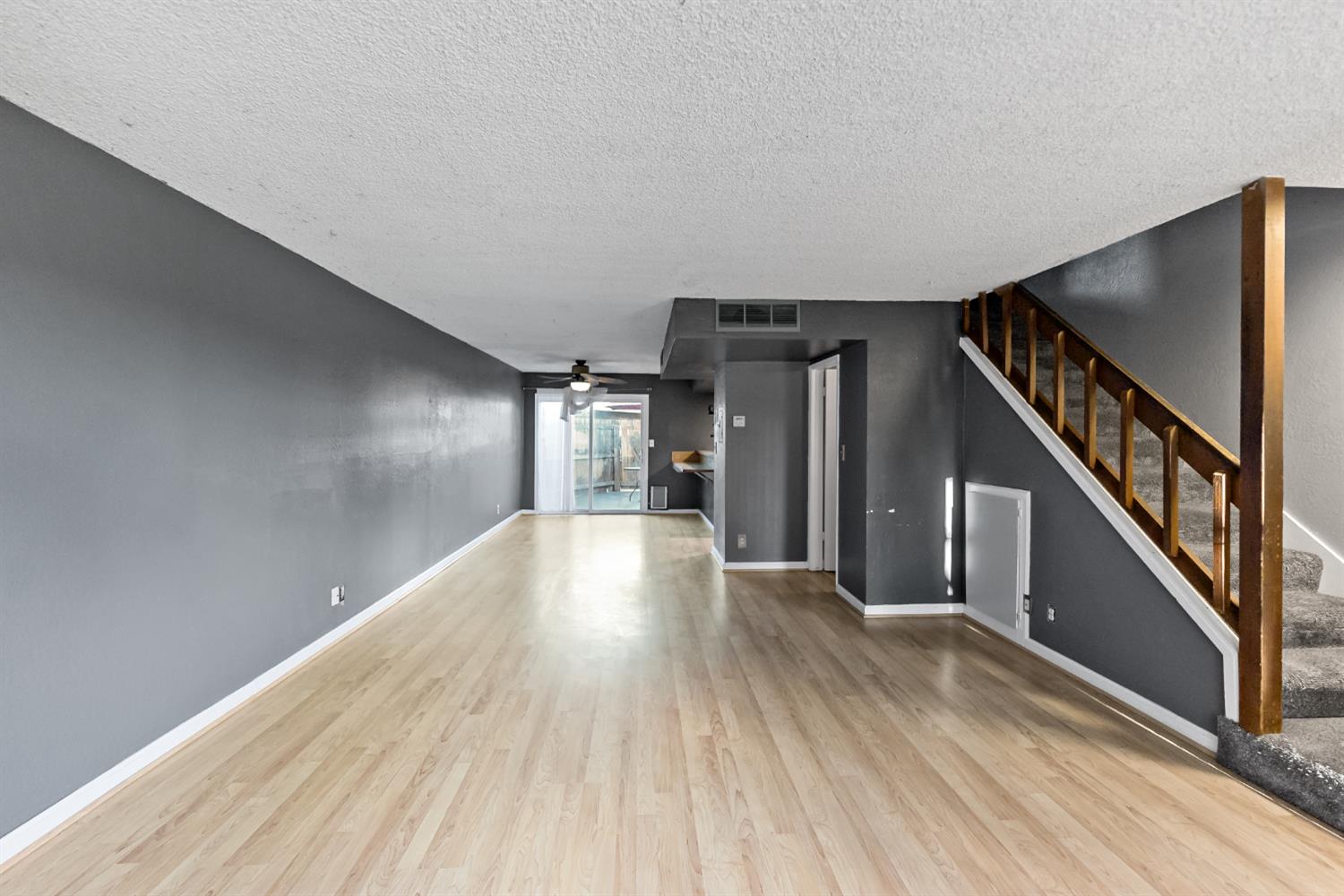 5188 E Ashlan Ave #128, Fresno, CA 93727