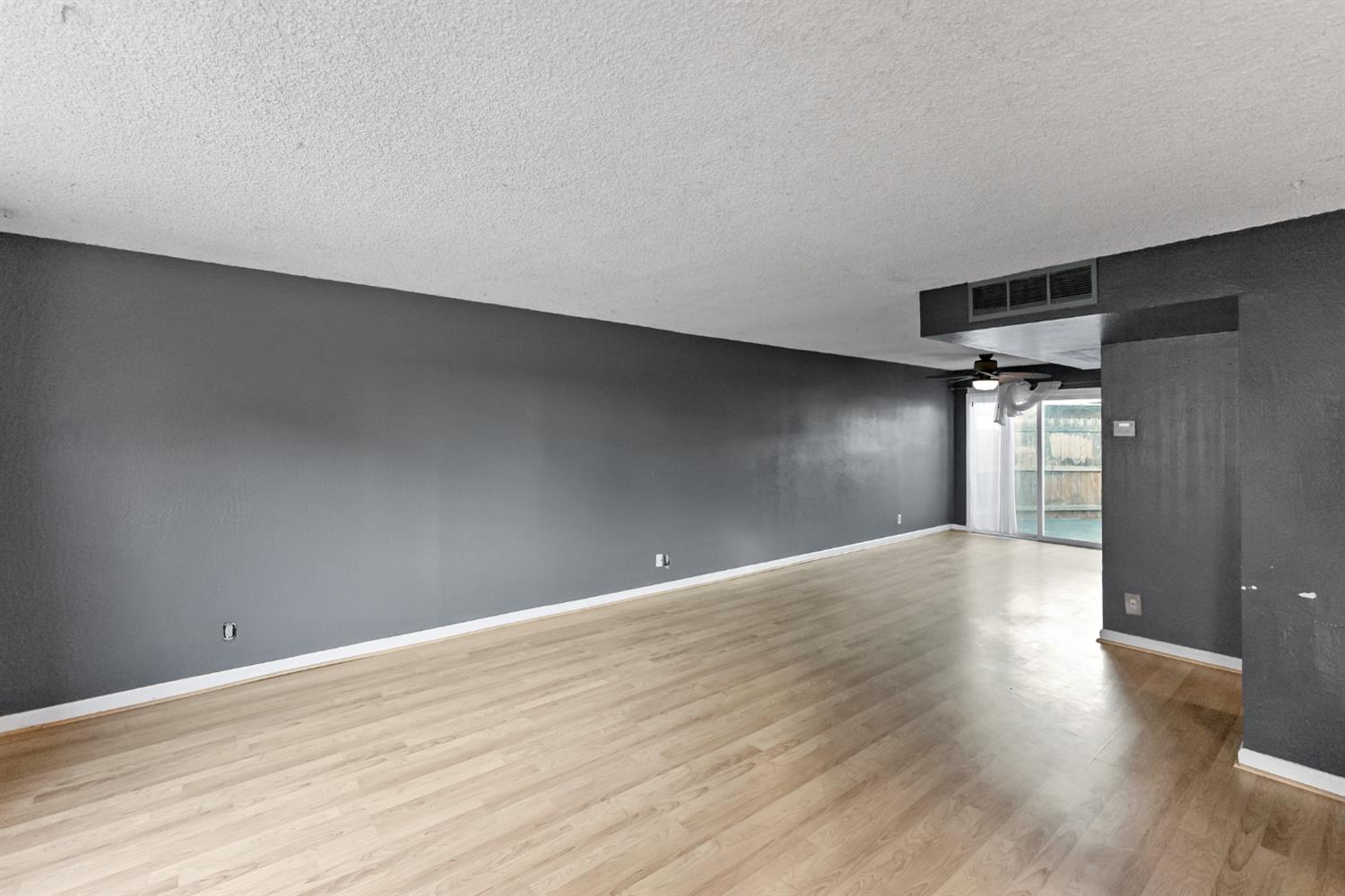 5188 E Ashlan Ave #128, Fresno, CA 93727