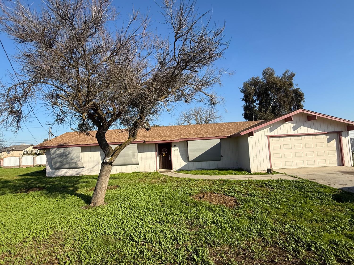 16385 N D St, Madera, CA 93638