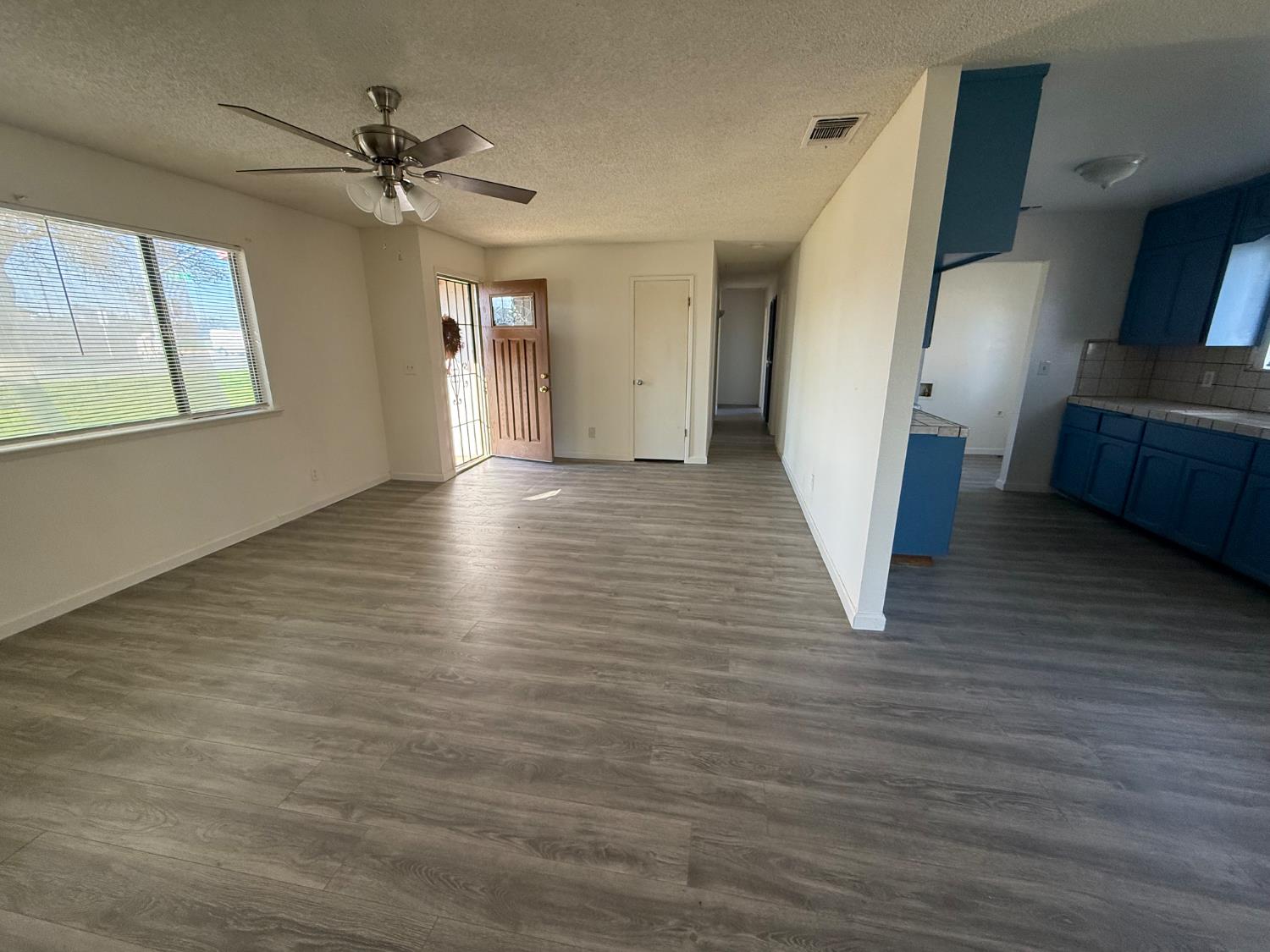 16385 N D St, Madera, CA 93638