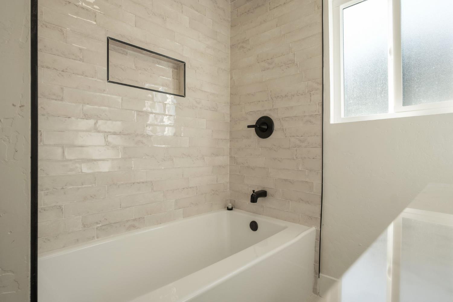 4169 E Platt Ave, Fresno, CA 93702