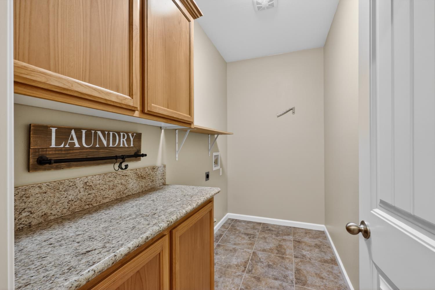 1378 Cassis, Merced, CA 95348