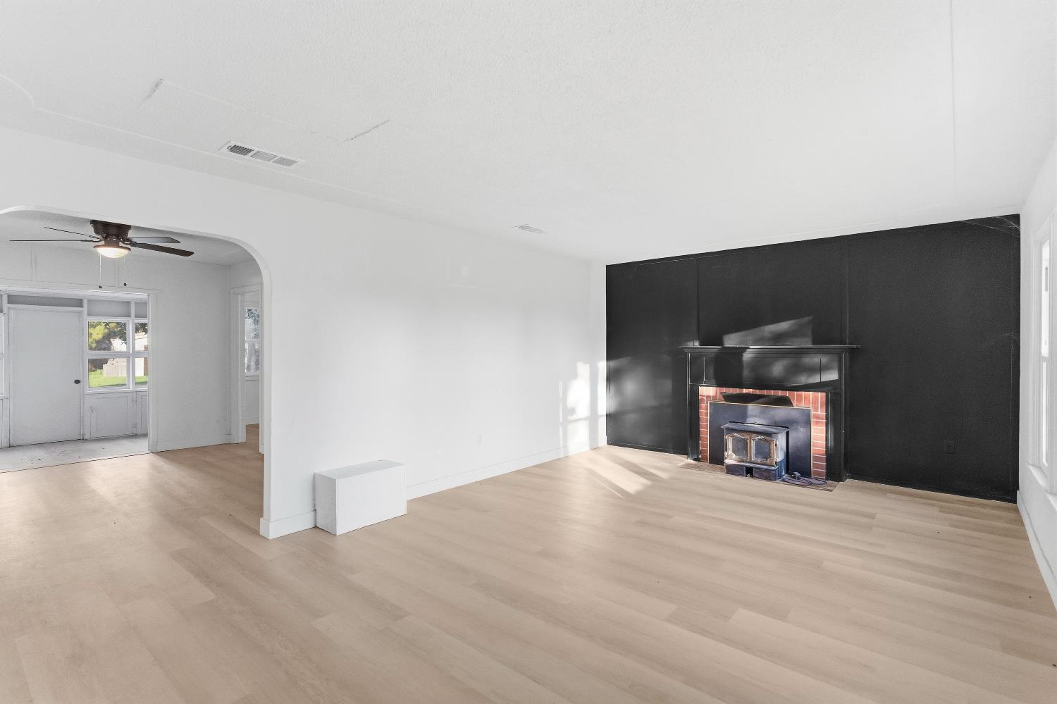 1405 E 22nd St, Merced, CA 95340