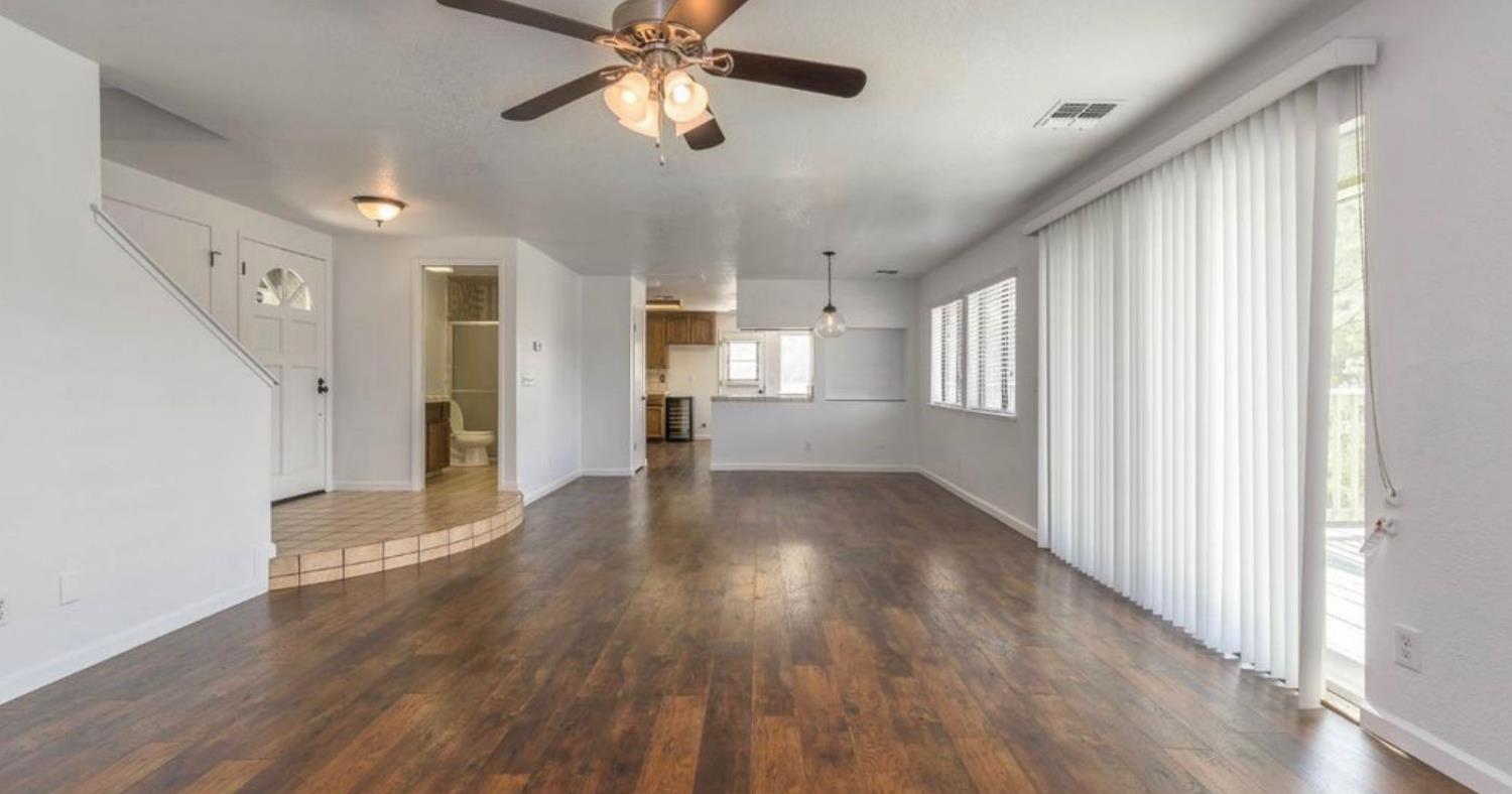 27817 Sky Harbour Rd, Friant, CA 93626