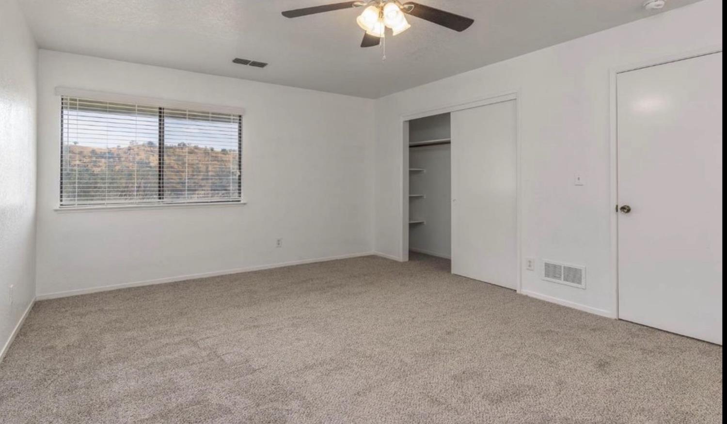 27817 Sky Harbour Rd, Friant, CA 93626