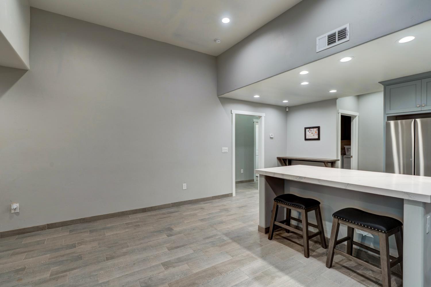 15 E 22nd St, Merced, CA 95340