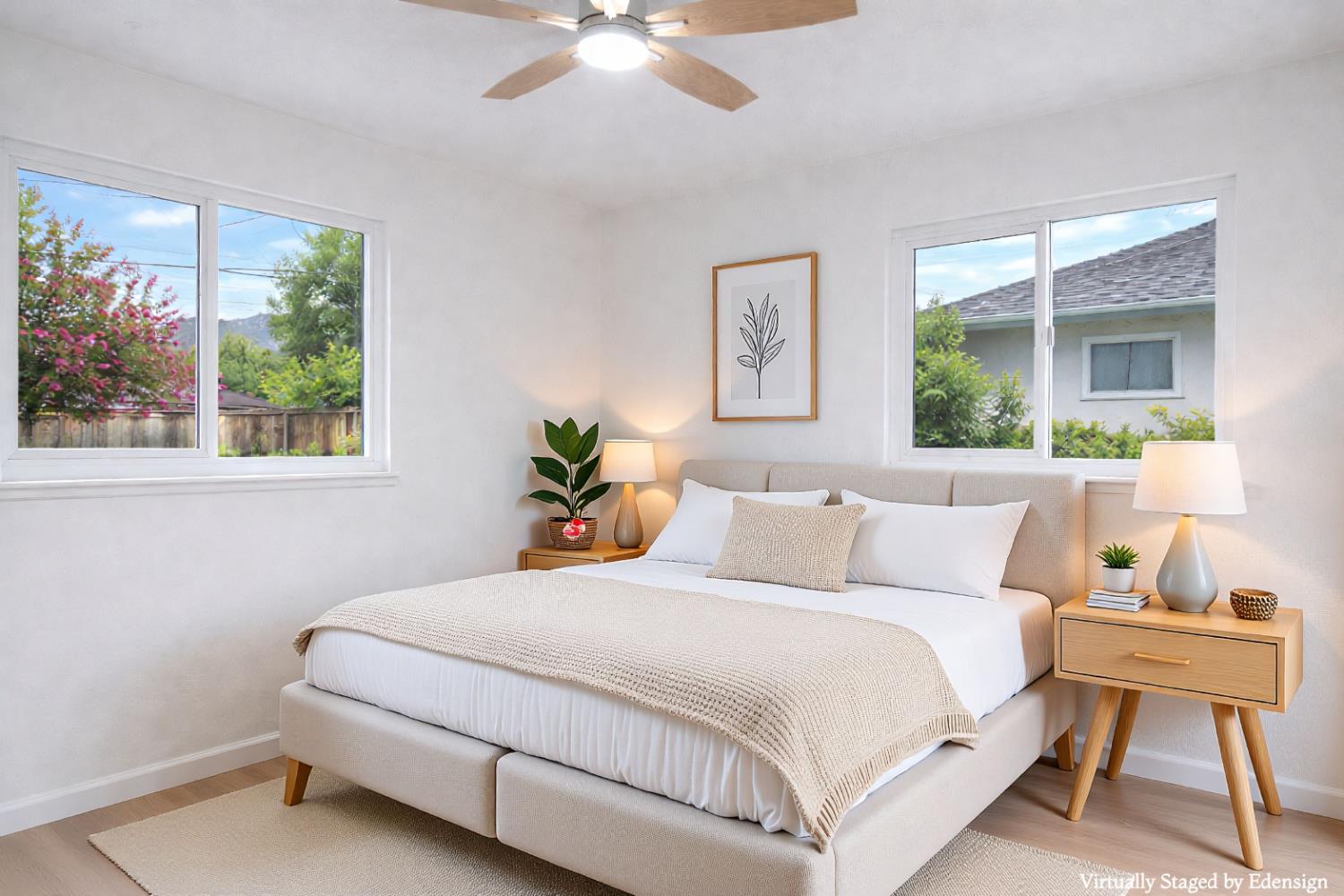 2002 N Woodridge Way, Hanford, CA 93230