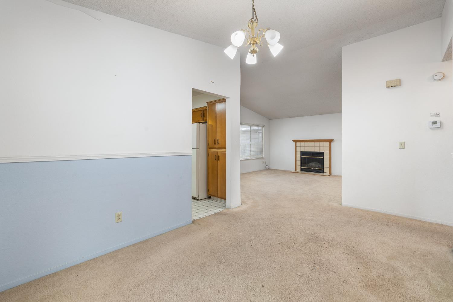 961 12Th Ave, Kingsburg, CA 93631