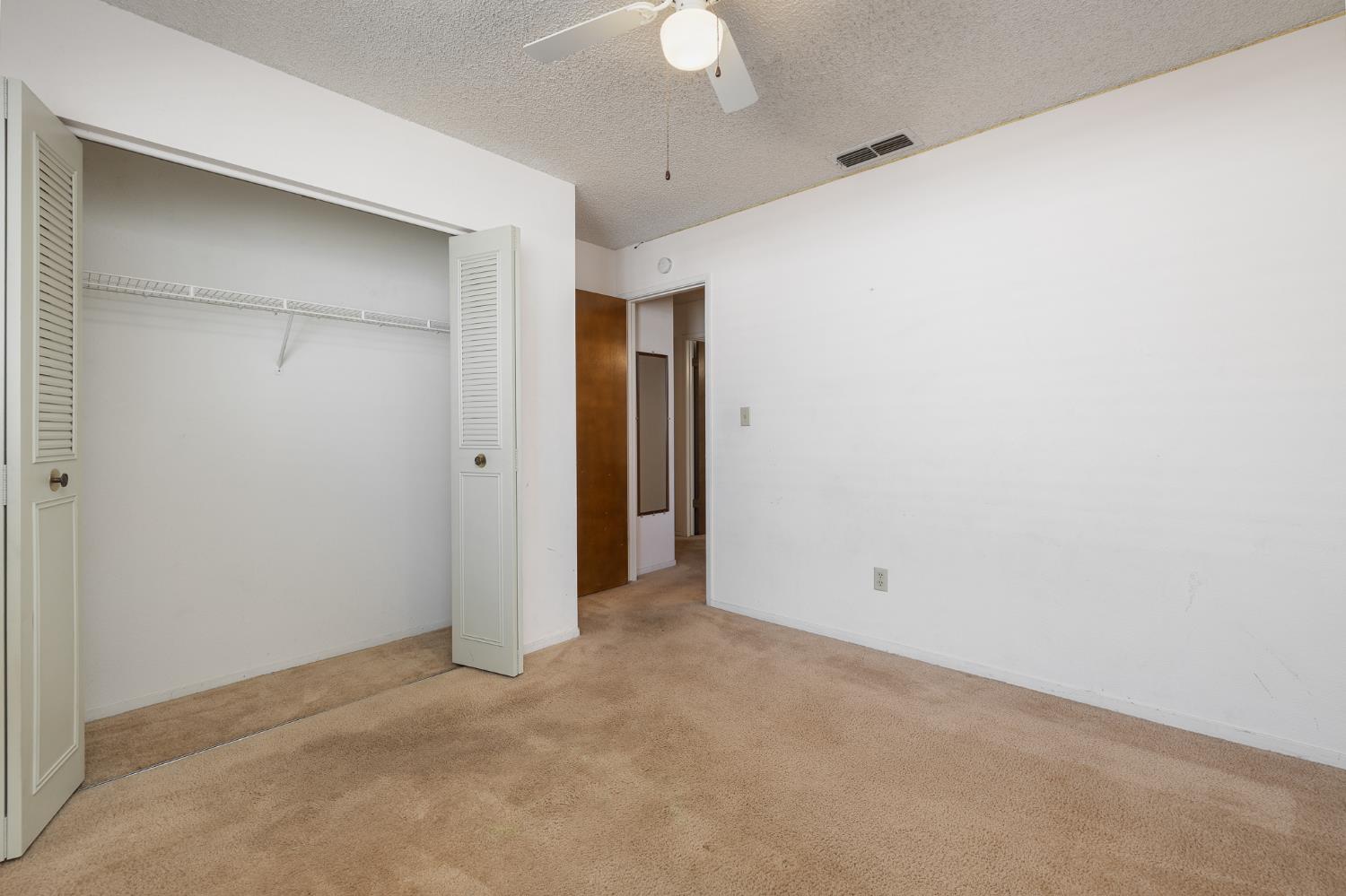 961 12Th Ave, Kingsburg, CA 93631