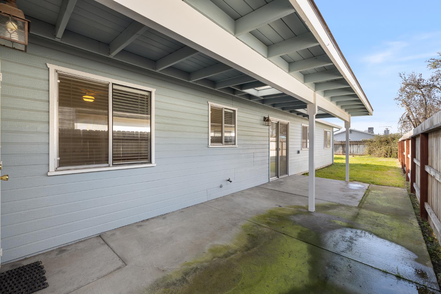 961 12Th Ave, Kingsburg, CA 93631