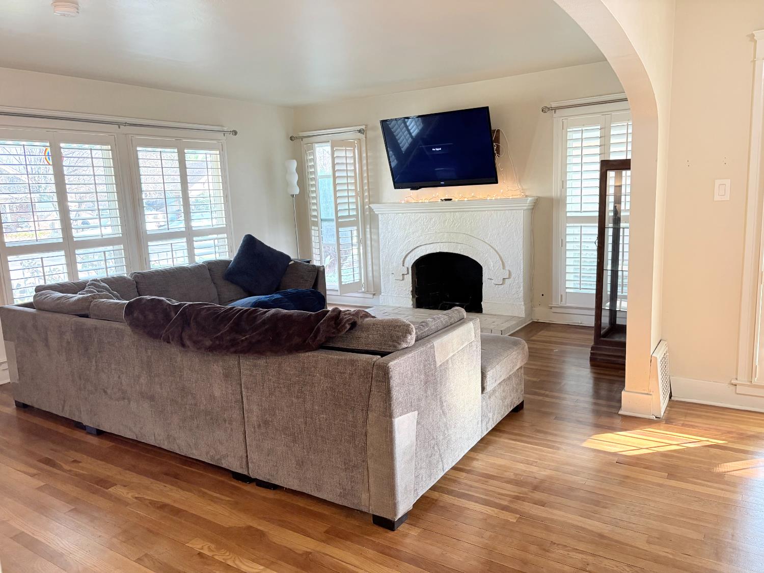 1425 N Wilson Ave, Fresno, CA 93728