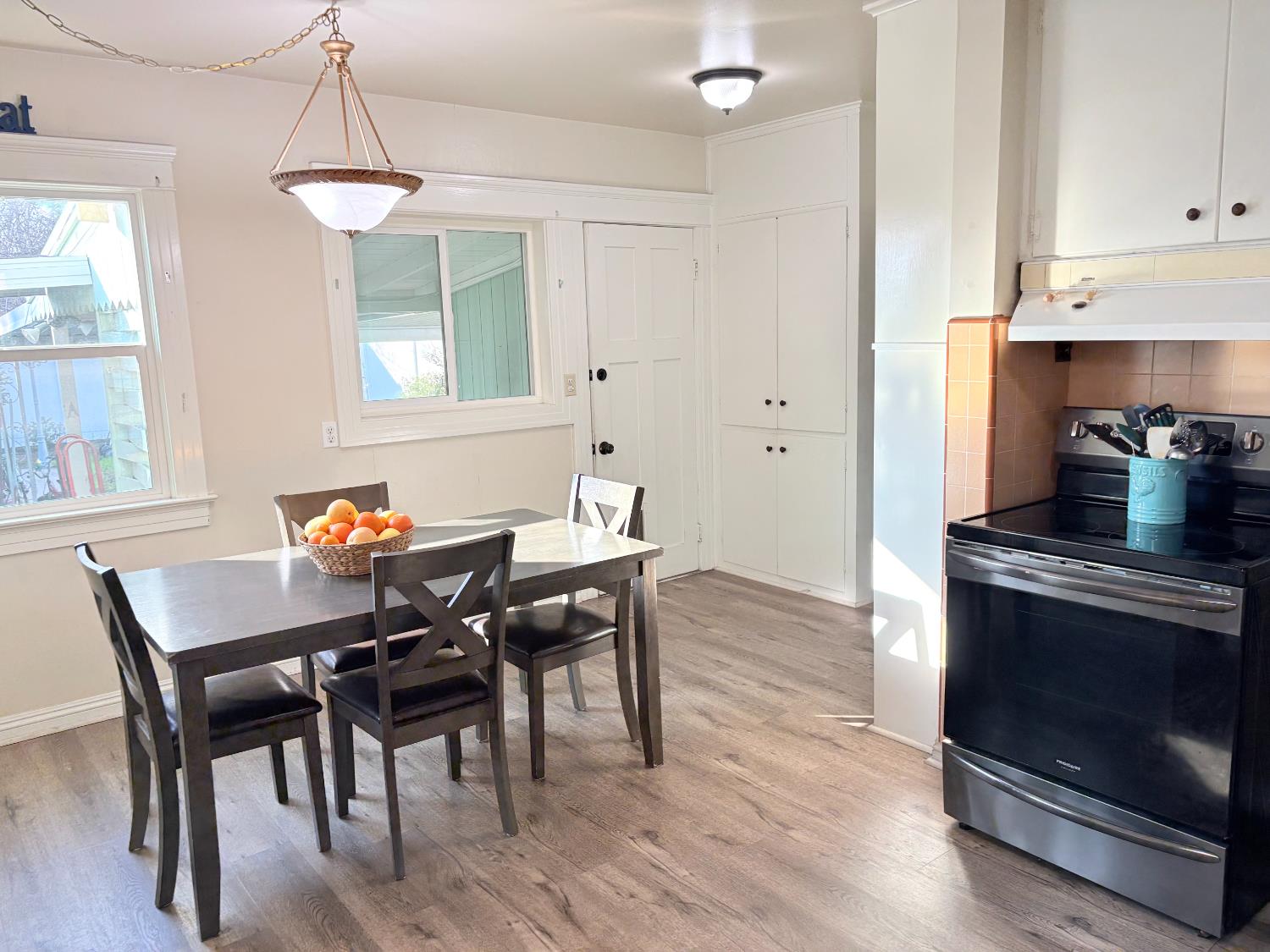 1425 N Wilson Ave, Fresno, CA 93728