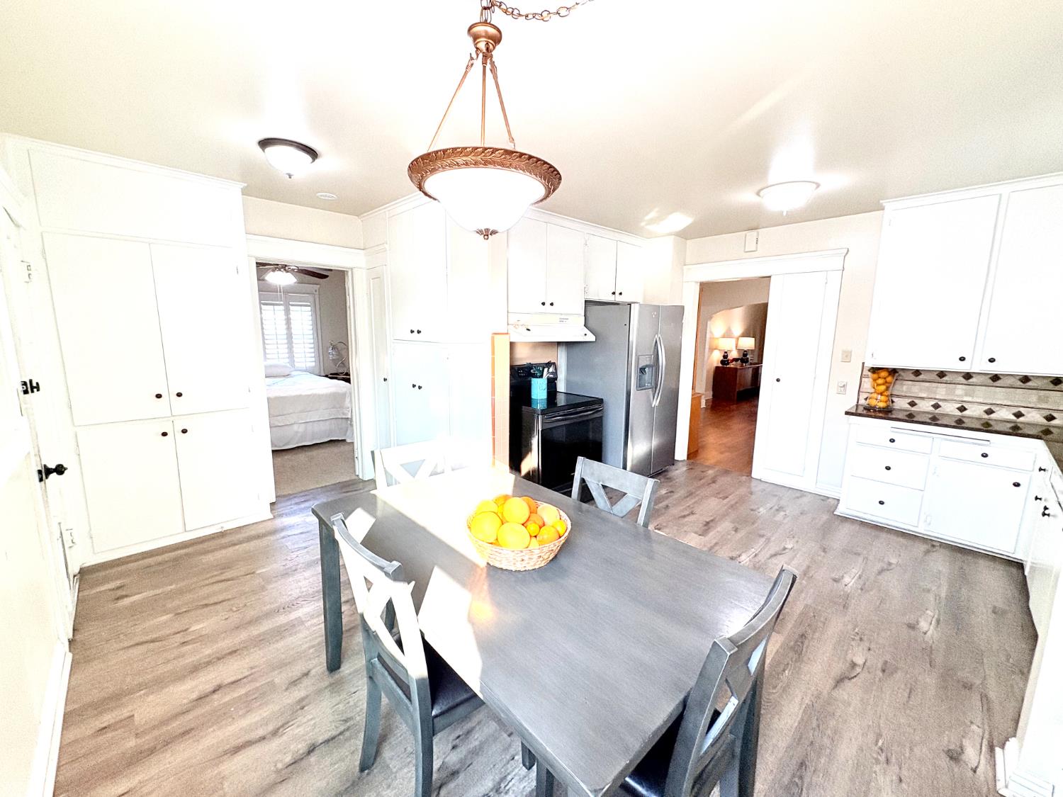 1425 N Wilson Ave, Fresno, CA 93728