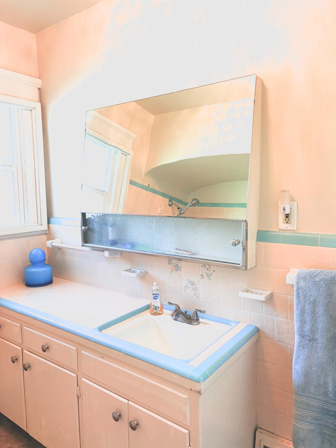 1425 N Wilson Ave, Fresno, CA 93728