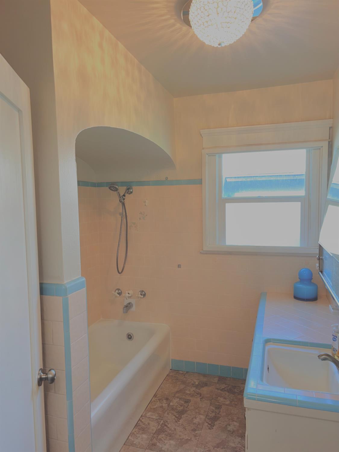 1425 N Wilson Ave, Fresno, CA 93728